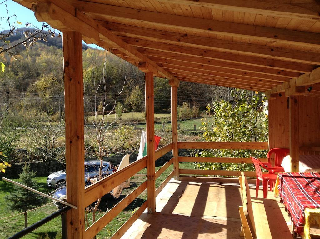 Villa Lilia Apriltsi  Exterior foto